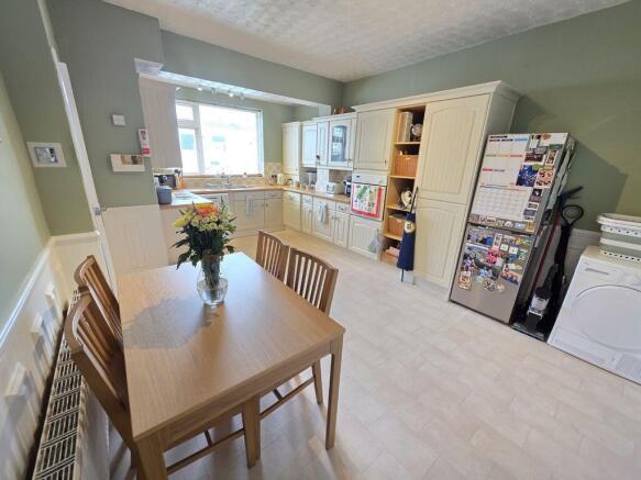 Dining Room/Kitchen