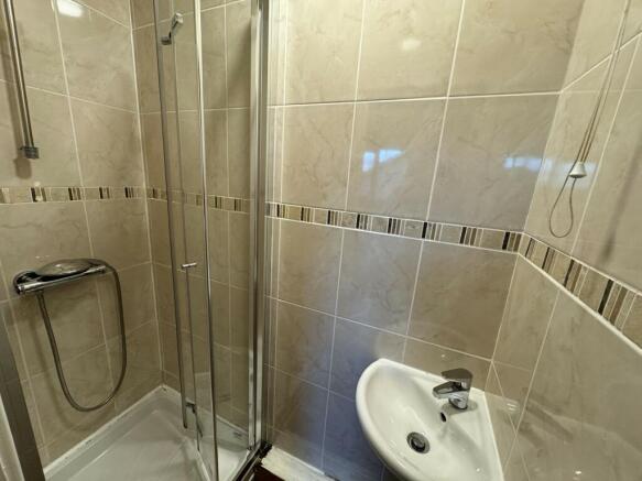 Shower Room / En-suite