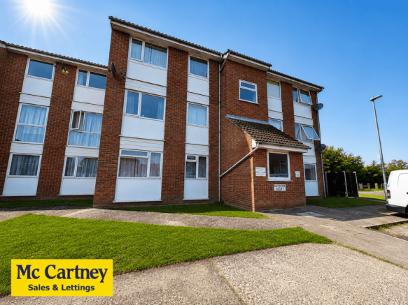 Raeburn Court, Chelmsford, Essex, CM1 6GF