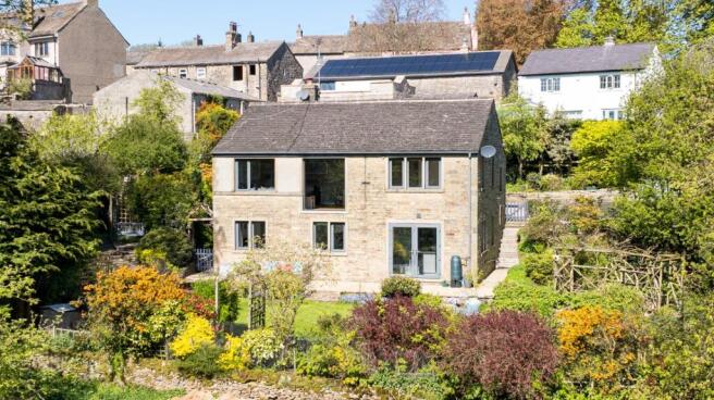 5 bed Detached for sale in thornton in craven