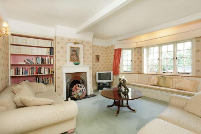 SITTING ROOM