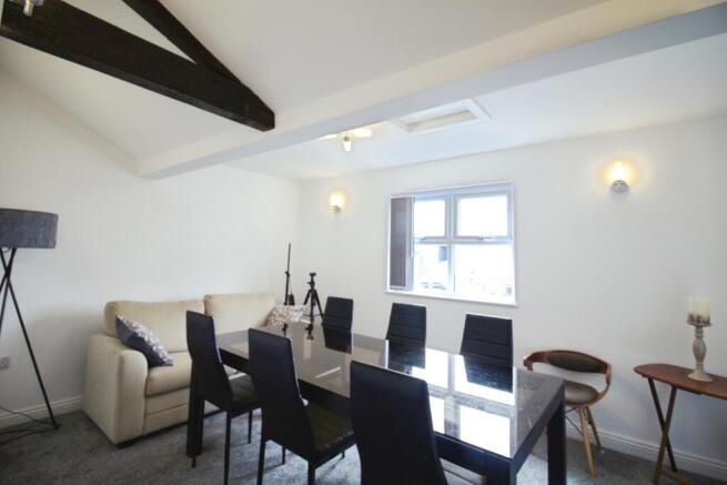 3 bed Not Specified for sale Image 7
