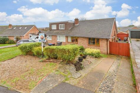 Cedar Road, Sturry, Canterbury, Kent