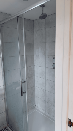 BATHROOM ONE