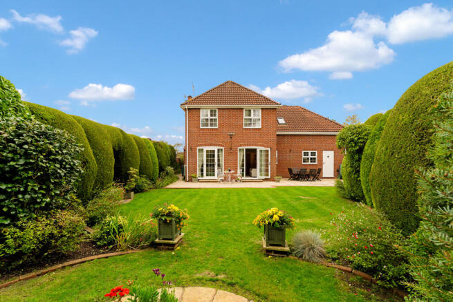 7 LANGLEY ROAD-37.jpg