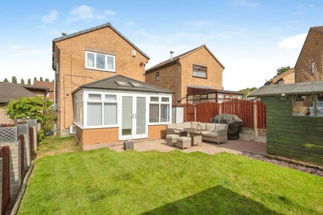 2 bed Detached for sale Image 4