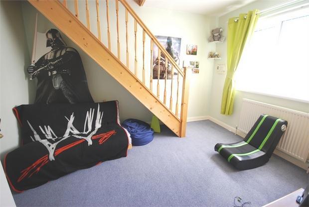 Photo 9