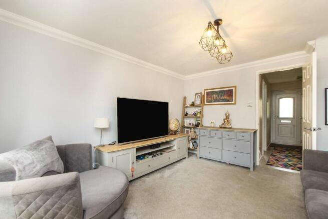 2 bed House for sale Image 4