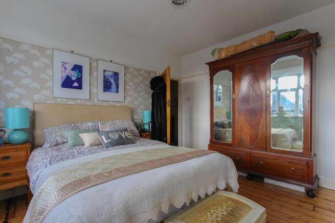 57 Melrose - LR (13 