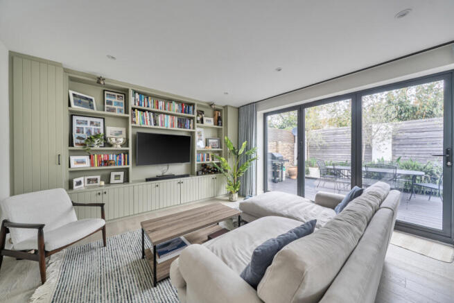 1432308-10-69c657...