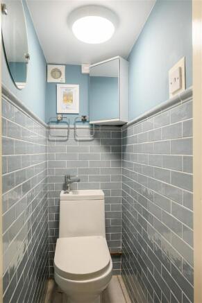 4 bed Semi-Detached for sale Image 6