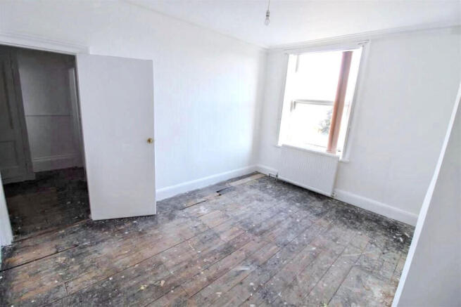 5 bed Terraced for sale Image 10