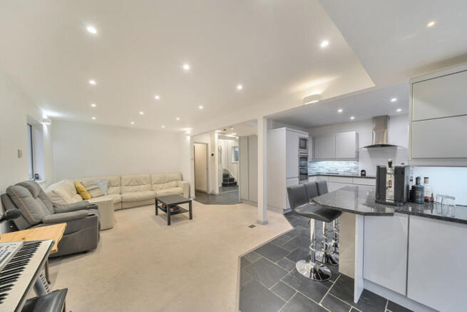 1362445-12-68df9d...