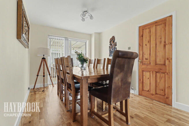 3 bed Detached for sale Image 6