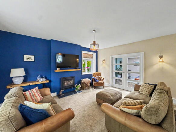 4 bed Detached for sale Image 5