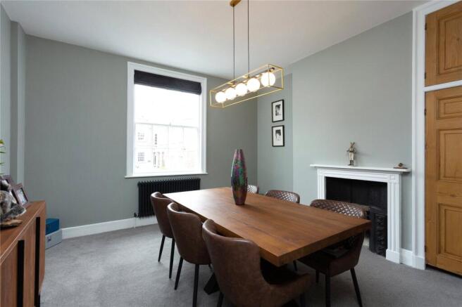 5 bed Terraced for sale Image 5