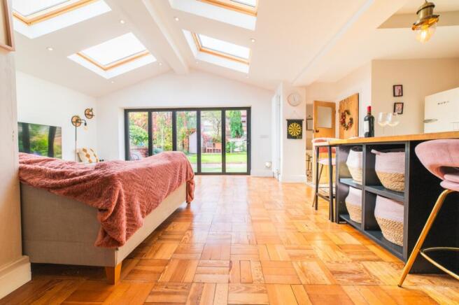 29 earls Court_31