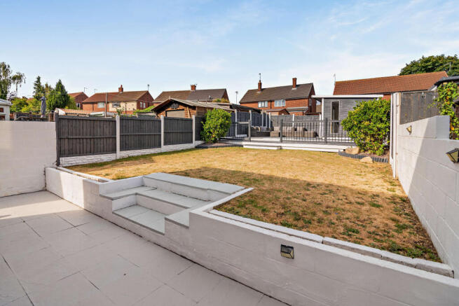 3 bed Semi-Detached for sale Image 2