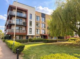 Flat 24, 13 Downey House, Ashflower Drive, Romford RM3 0JW
