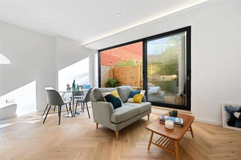 Jeddo Road, London, W12