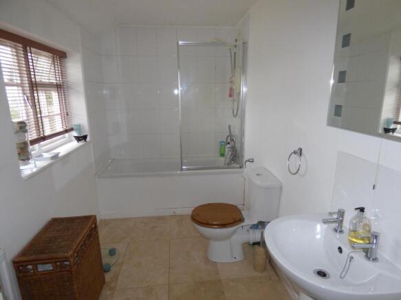 En-Suite Bathroom