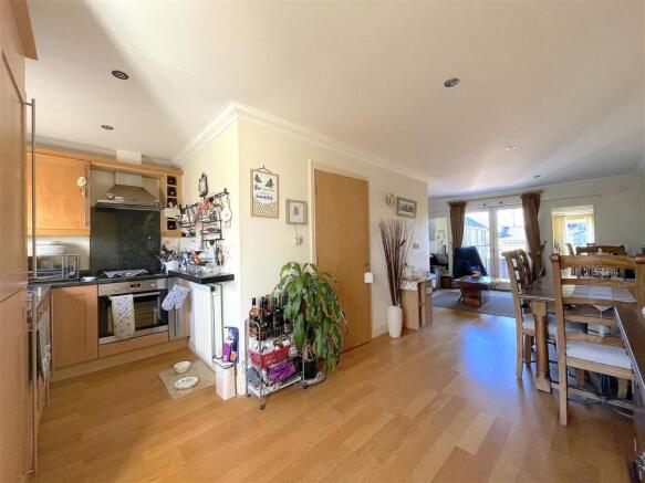 Kitchen Area (1).jpeg