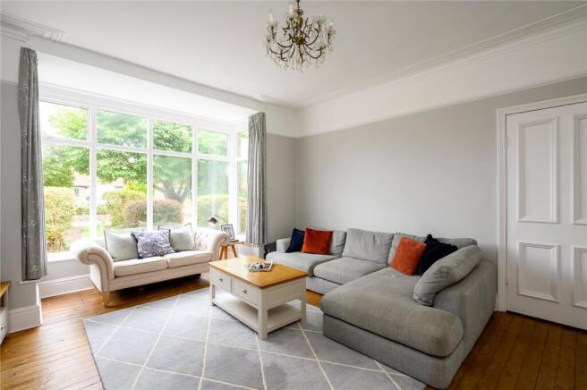 4 bed Semi-Detached for sale Image 5