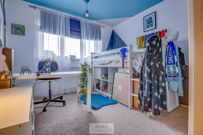Bedroom 2.1