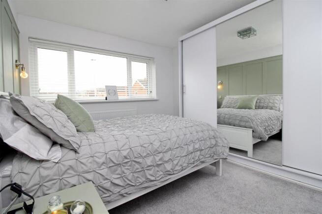 Master Bedroom..jpg