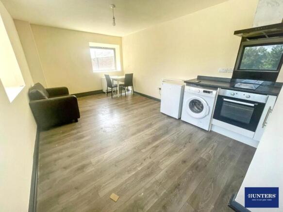1 bed Flat to rent Image 9