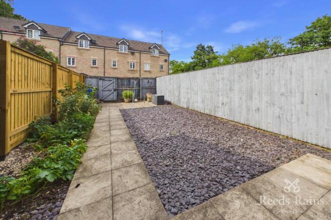 3 bed Terraced for sale Image 6