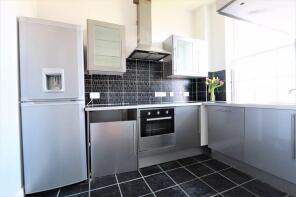 6, James Lee Square, Enfield EN3 6GR