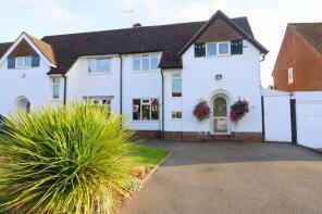 16, Seven Acres, Aldridge WS9 0EY