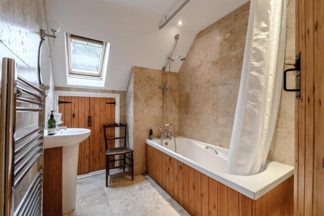 8474536-interior42.jpg