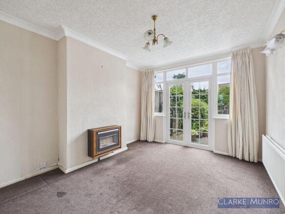 3 bed Semi-Detached for sale Image 4