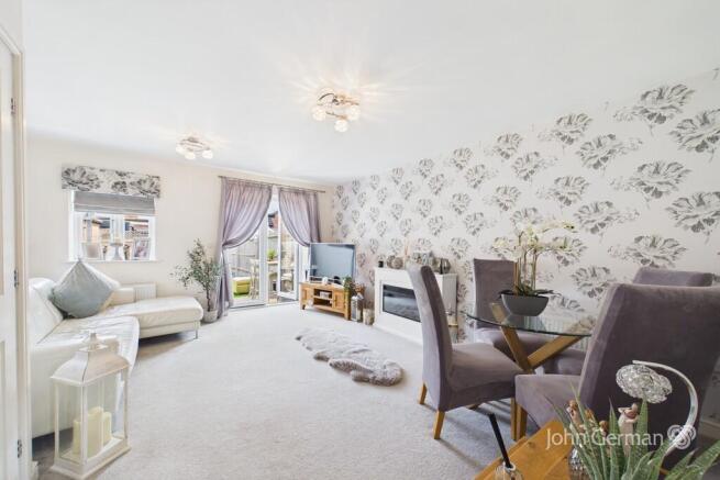 Tulip Road, Tutbury photo 4
