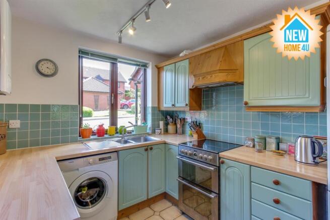 KITCHEN: