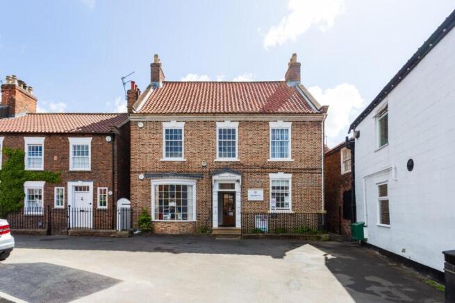 Room 7 Hanover House-02.jpg