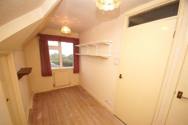 USE Bedroom 4.JPG
