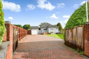 1, Lymington Close, Four Marks, Alton GU34 5DN