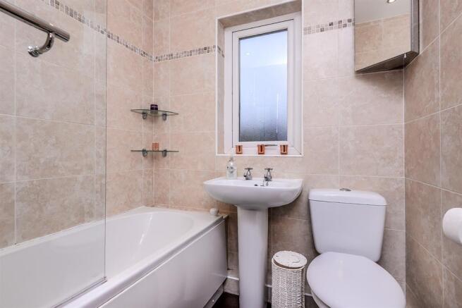 HOUSE BATHROOM