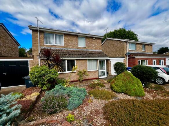 3 bed Detached for sale Image 4