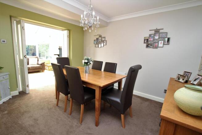 coppiceview87dining.jpg