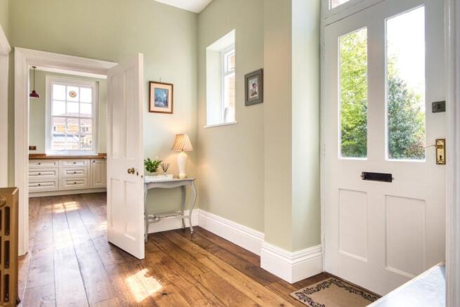 2 bed Flat for sale Image 7