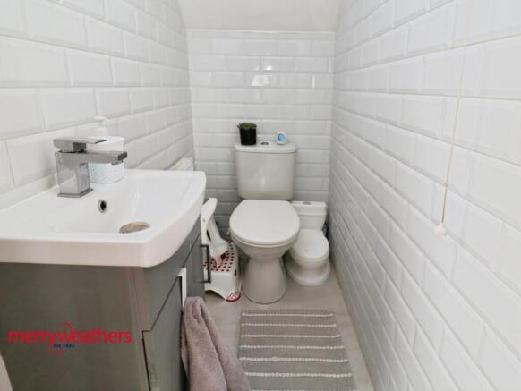 3 bed Detached for sale Image 6
