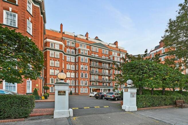 TEC - 15 St Johns Wood Court - Exterior3 (1).jpg