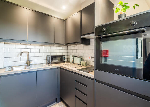 Canning Place B30...