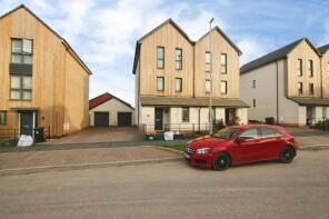 65, Clover Way, Bristol BS34 8AZ