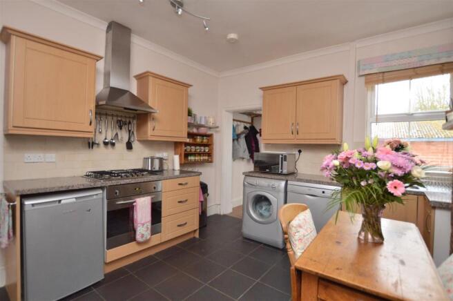 Fitted Kitchen/Dining Room