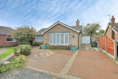 Cherry Tree Close, Mattishall, Dereham
